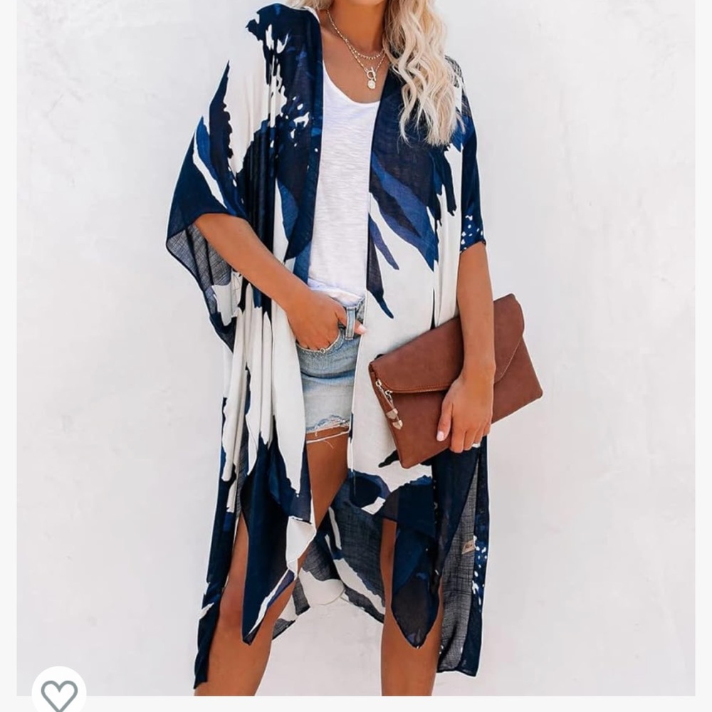 NWT. Moss Rose swim cover up. One size.